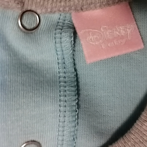 🔥SALE🔥 Disney Baby Cinderella Girls T-shirt Tee NWT Sizes 3-6M, 6-12M - Picture 3 of 5